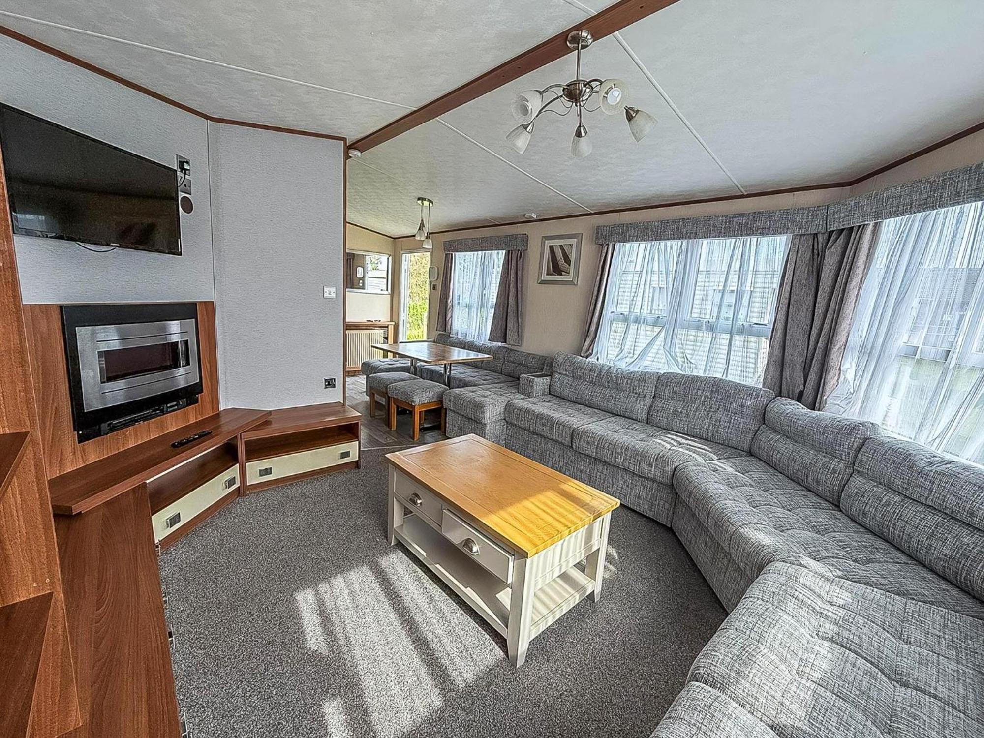 לאות' Lovely 8 Berth Caravan At Sunnydale In Lincolnshire Ref 35239S מראה חיצוני תמונה